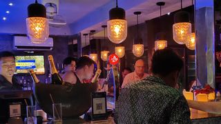BAR COUNTER